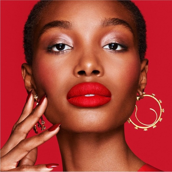 NEW MAC Ruby Woo Retro Lipstick - Picture 7 of 13